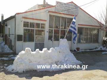 Τα κάστρα δεν πέφτουν. . .