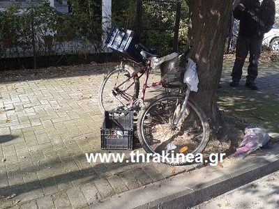 Έπεσε με το ποδήλατο και σκοτώθηκε