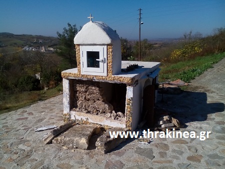 εκκλησάκι
