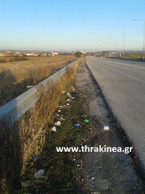σκουπίδια δρόμος