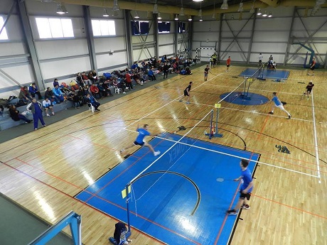 Badminton
