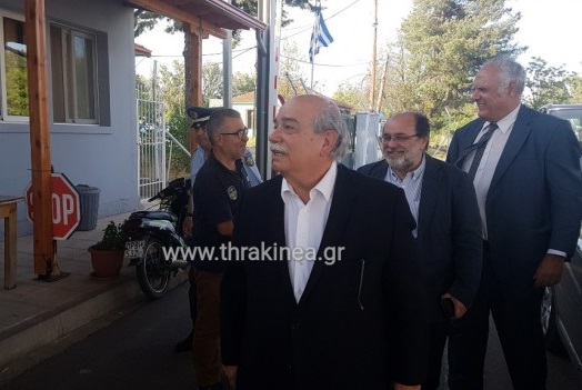 Βίντεο:  Τους δύο στρατιωτικούς επισκέφτηκε ο πρόεδρος της βουλής