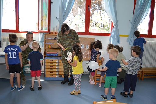 κοινωνική προσφορά στρατός
