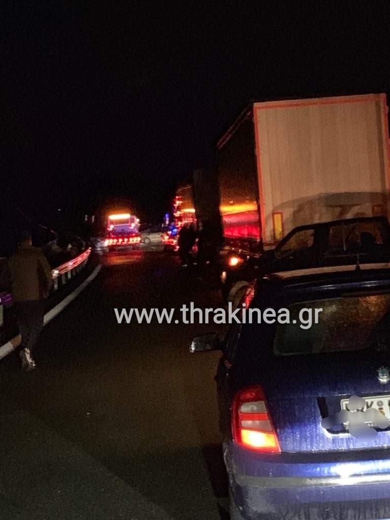 Τώρα: Μποντιλιαρισμα στην Εγνατία λόγω τροχαιου
