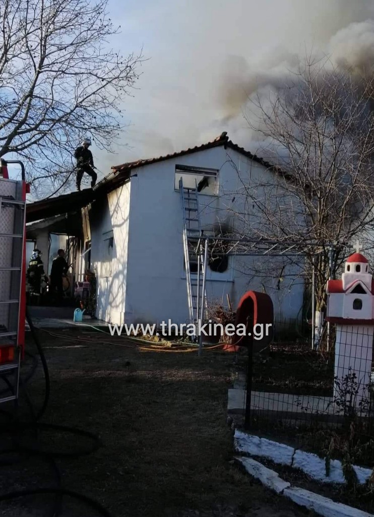 Βίντεο: Κάηκε ολοσχερώς σπίτι στην Μικρή Δοξιπάρα