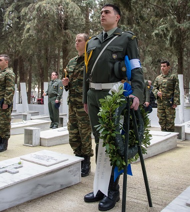 Τρισάγιο στο στρατιωτικό νεκροταφείο Αλεξανδρούπολης