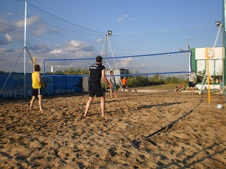 Το thraki Νεα στηρίζει το beach volley