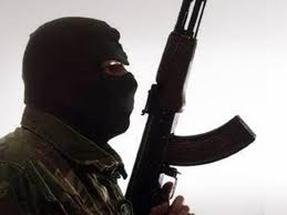 Ληστές πυροβόλησαν αστυνομικούς στην Κεραμωτή