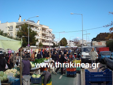 Η λαϊκή παρεμποδίζει την ομαλή λειτουργία σχολείου