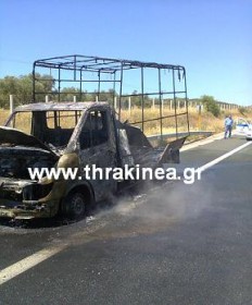Φωτιά σε φορτηγό στην Εγνατία Φωτιά σε φορτηγό στην Εγνατία