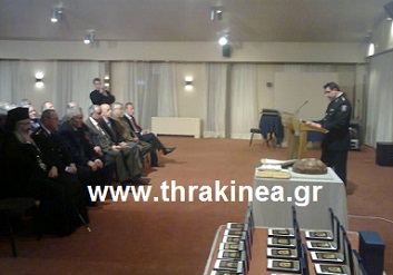 Οι πυροσβέστες της Αλεξανδρούπολης έκοψαν την πίτα τους