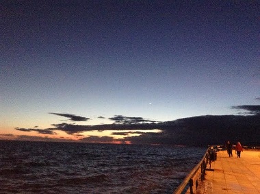 Κυριακή απόγευμα Κυριακή απόγευμα