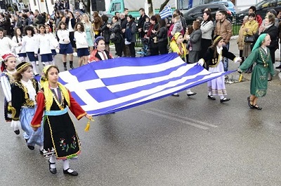 Η παρέλαση στο Διδυμότειχο (βίντεο και φωτογραφίες) Η παρέλαση στο Διδυμότειχο (βίντεο και φωτογραφίες)