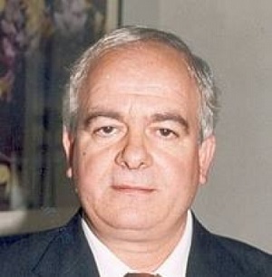 Τους ενημερώνει προσωπικά