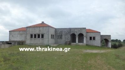 Τα λόγια και τα χάλια (φωτογραφίες) Τα λόγια και τα χάλια (φωτογραφίες)