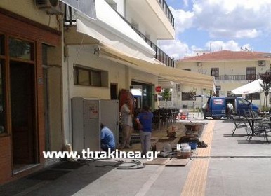 Συνεχίζονται οι εργασίες στην πλατεία Ορεστιάδας Συνεχίζονται οι εργασίες στην πλατεία Ορεστιάδας