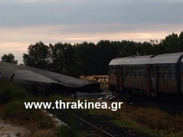 Για λίγο σιλό δεν έπεσε πάνω στο τρένο Για λίγο σιλό δεν έπεσε πάνω στο τρένο