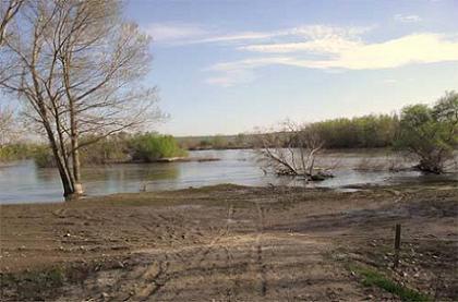 Ποιος έσφαξε τις γυναίκες στο ποτάμι; Ποιος έσφαξε τις γυναίκες στο ποτάμι;