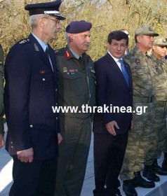 Ο Νταβούτογλου και οι ευχές στο Σαμαρά Ο Νταβούτογλου και οι ευχές στο Σαμαρά
