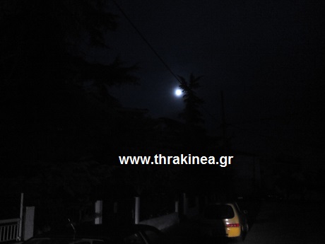 Αλεξανδρούπολη: Περιοχές χωρίς ρεύμα σχεδόν για 20 ώρες (φωτογραφίες) Αλεξανδρούπολη: Περιοχές χωρίς ρεύμα σχεδόν για 20 ώρες (φωτογραφίες)