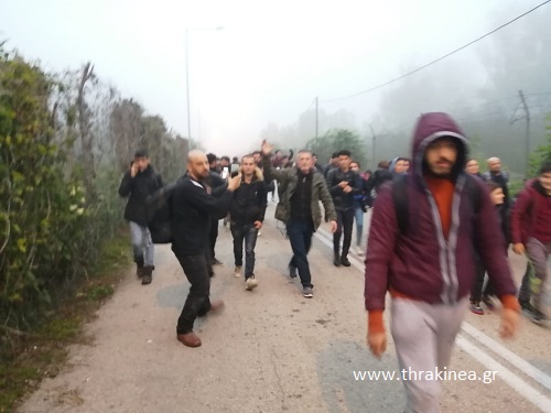 Ο φράχτης φράχτης και το ποτάμι ποτάμι