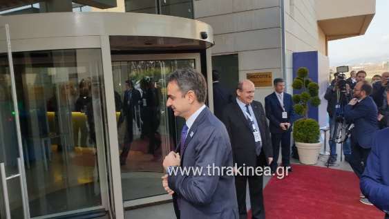 Δύο πρωθυπουργοί υπογράφουν για τον σταθμό υγροποιημένου αερίου Αλεξανδρούπολης