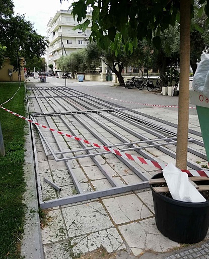 Λαϊκή Συσπείρωση: Όχι στη λειτουργία καφέ μπαρ στον πεζόδρομο της Ακαδημίας