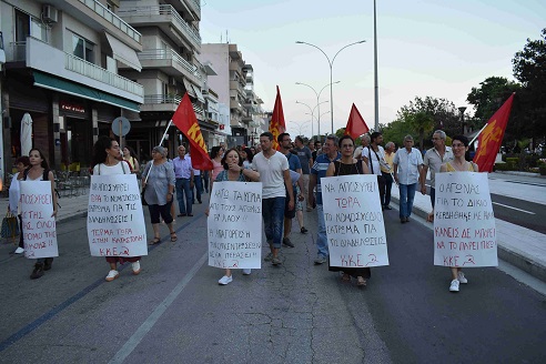 Μέλη του ΚΚΕ σ’ όλη την Ελλάδα διαμαρτυρήθηκαν για τις αλλαγές που προτείνονται για τις διαδηλώσεις