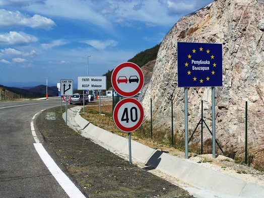 Αξημέρωτα στα σύνορα ο Στυλιανίδης – Έντονες αντιδράσεις για το κλείσιμο της Νυμφαίας