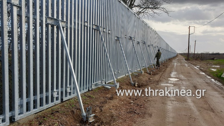 Έβρος: Αύξηση των συλλήψεων στα σύνορα, παρά την επέκταση του φράχτη