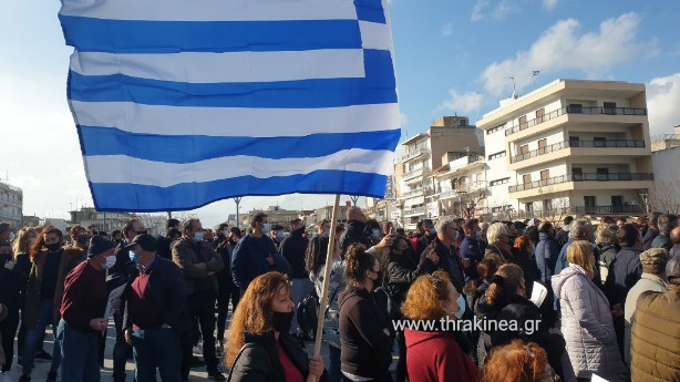 Τα άκουγε όλα ο Μηταράκης