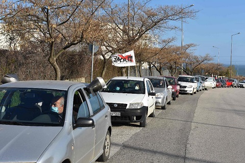 Αυτοκινητοπορεία μελών του ΠΑΜΕ στην Αλεξανδρούπολη