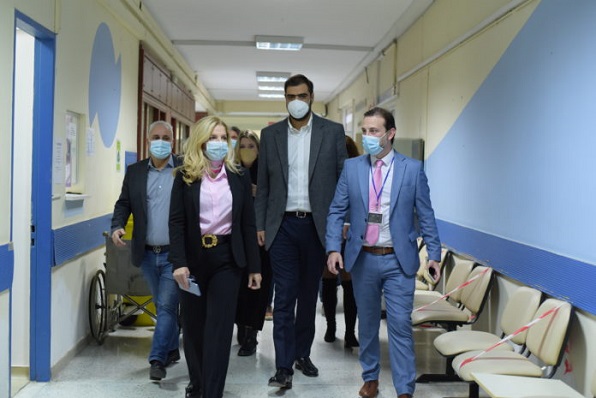 Επίσκεψη στο νοσοκομείο Μεταξά με αφορμή την παγκόσμια ημέρα κατά του καρκίνου πραγματοποίησε ο πρόεδρος της ΟΝΝΕΔ