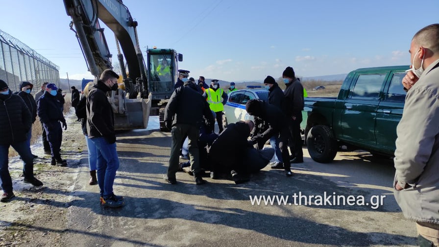 Ο Μηταράκης δεν σταματάει τα έργα στο Φυλάκιο