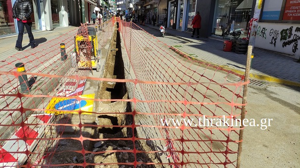 Εργασίες για το δίκτυο φυσικού αερίου στη συμβολή των οδών Καβύρη και Παλαιολόγου μέχρι το απόγευμα