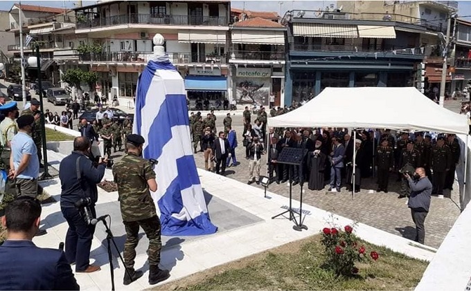 Από σήμερα το Διδυμότειχο έχει νέο μνημείο, επίτιμο δημότη, αλλά δεν έχει ψυχολογία