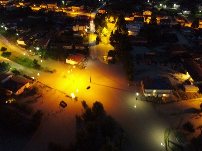 Συγκλονιστικές εικόνες από το πλημμυρισμένο Νεοχώρι