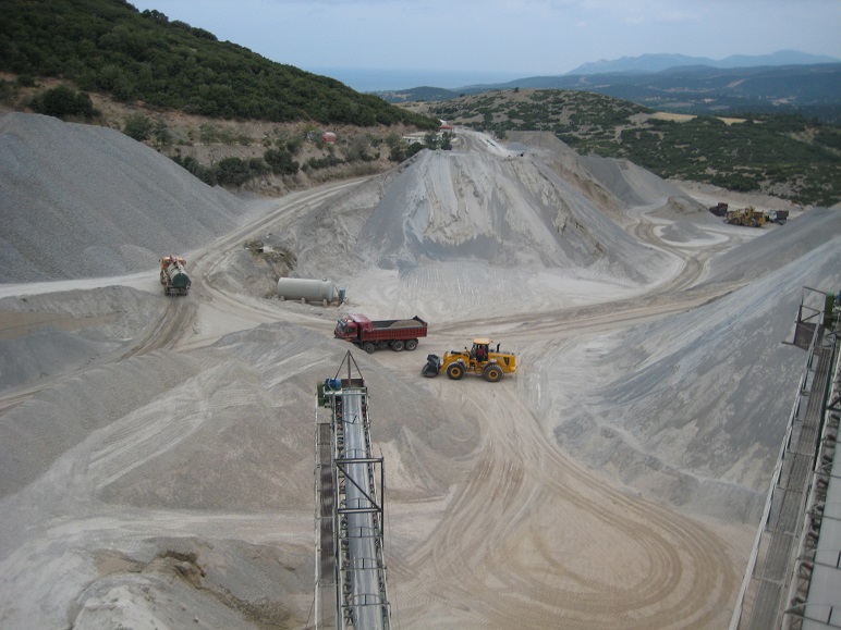 Νεκρός 52χρονος σε δυστύχημα στα Λατομεία Μάκρη – Τι αναφέρει η εταιρεία