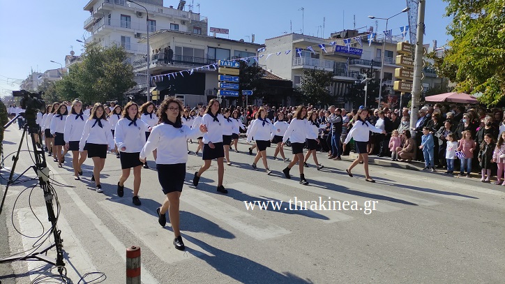 Στιγμιότυπα από την παρέλαση της Ορεστιάδας