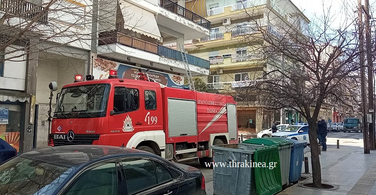 Φωτιά σε στρώμα προκάλεσε κινητοποίηση της πυροσβεστικής