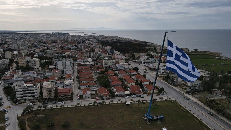 Αν παρατηρήσεις καλύτερα την εικόνα…