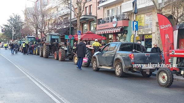 Σε εξέλιξη η διαμαρτυρία ελαιοπαραγωγών στην Αλεξανδρούπολη