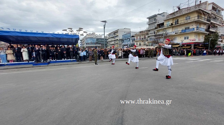 Στιγμιότυπα από την παρέλαση της Ορεστιάδας