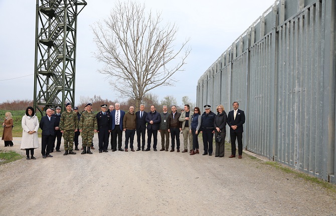 Εκπρόσωποι ευρωπαϊκών κοινοβουλίων επισκέφτηκαν το φράχτη του Έβρου