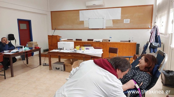 Εθελοντική αιμοδοσία από τη Β ΕΛΜΕ Έβρου