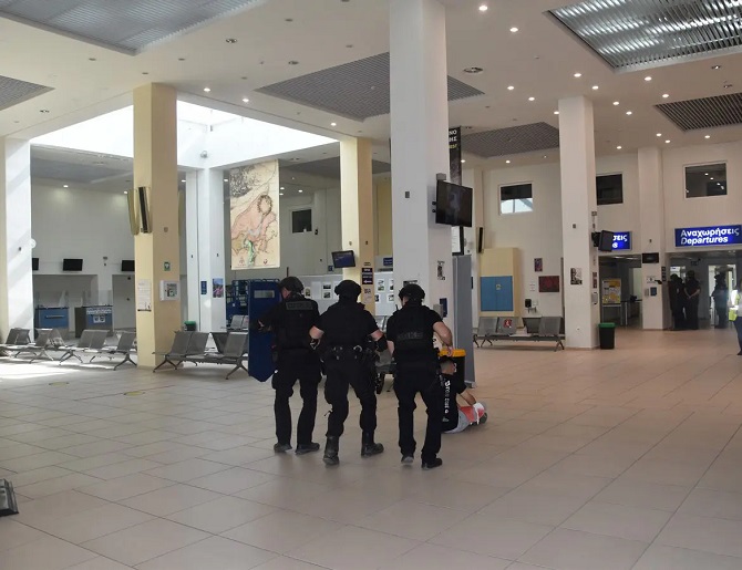 Απίστευτες εικόνες κατά τη διάρκεια άσκησης καταγράφηκαν στο αεροδρόμιο Δημόκριτος της Αλεξανδρούπολης