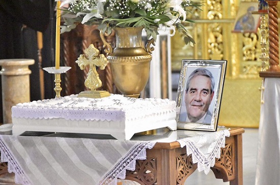 Ετήσιο μνημόσυνο Ευάγγελου Παπατσαρούχα Ετήσιο μνημόσυνο Ευάγγελου Παπατσαρούχα