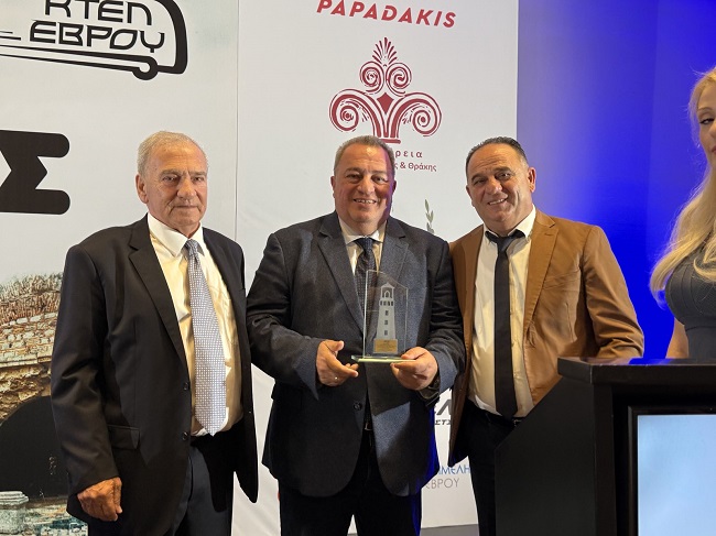 Τα ΚΤΕΛ της Ελλάδας τίμησαν τον Ευρυπίδη Στυλιανίδη για την προσφορά και το έργο του
