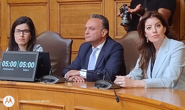 Ο Σταύρος Κελέτσης εκλέχθηκε πρόεδρος της προνακριτικής για τον Καραμανλή