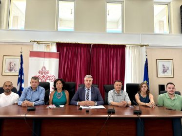 Ο Χ. Τοψίδης παρουσίασε τα πεπραγμένα και τον σχεδιασμό για την Π.Ε. Ξάνθης Ο Χ. Τοψίδης παρουσίασε τα πεπραγμένα και τον σχεδιασμό για την Π.Ε. Ξάνθης